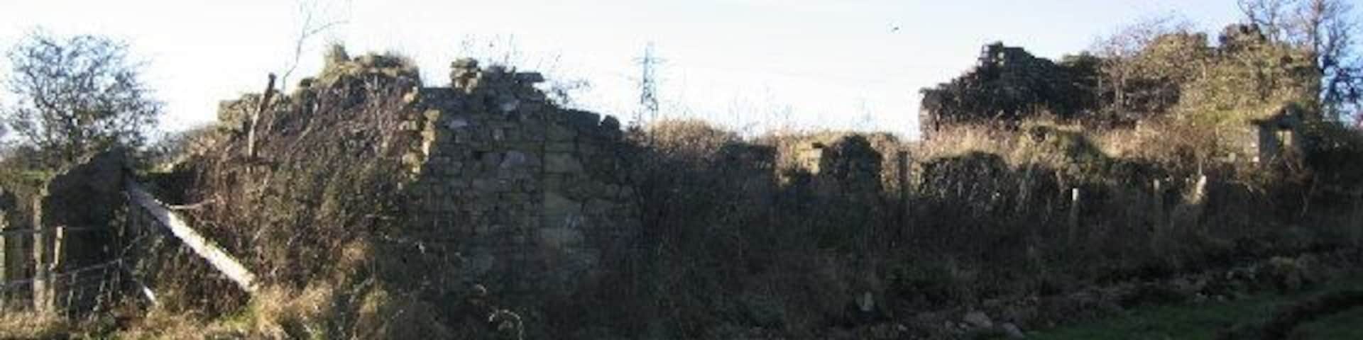West Leys Farm. Ruins only here.