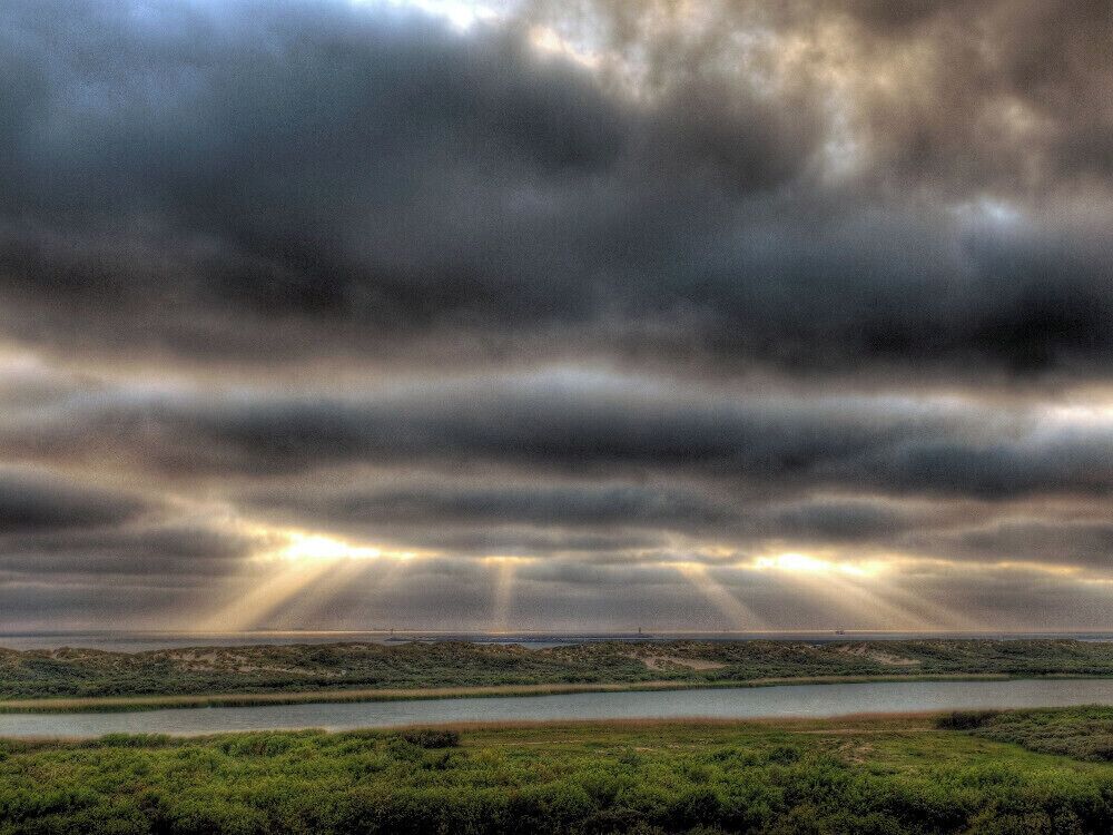 Typical beautiful Dutch skies!