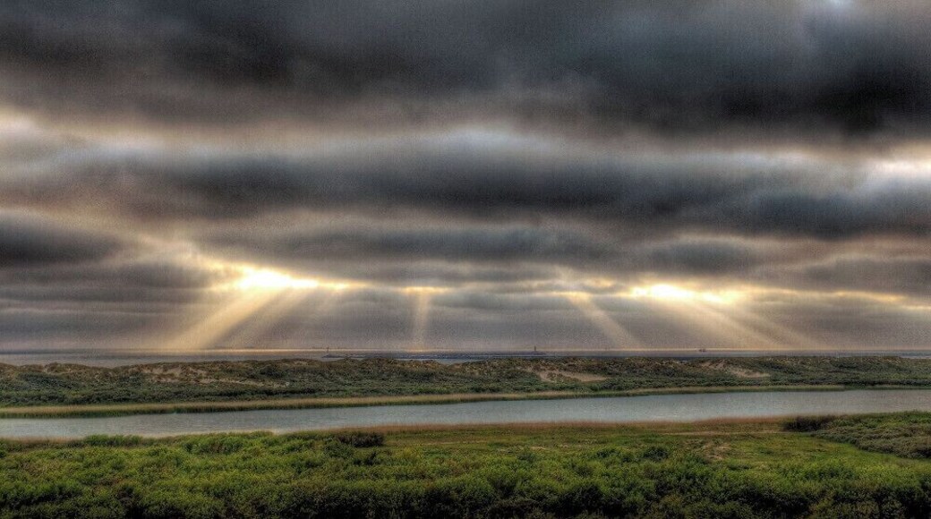 Typical beautiful Dutch skies!