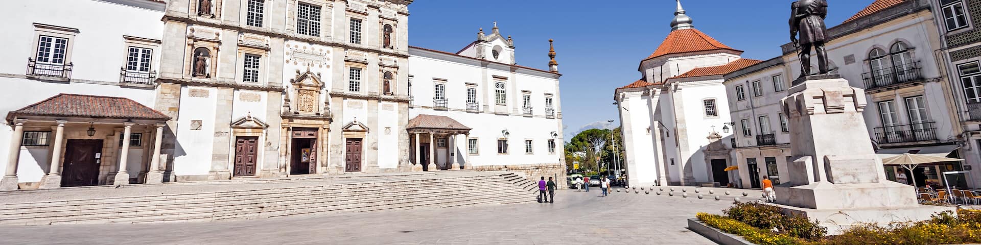 Sa da Bandeira Square with a view of the Santarem See Cathedral aka Nossa Senhora da Conceicao Church, built in the 17th century Mannerist style. Portugal