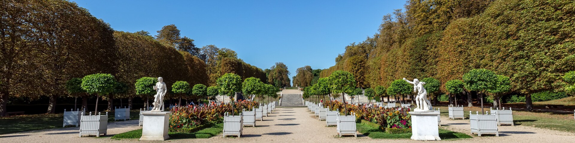 Panoramic of the Horseshoe Pond at the Parc de Saint-Cloud near Paris - France.
