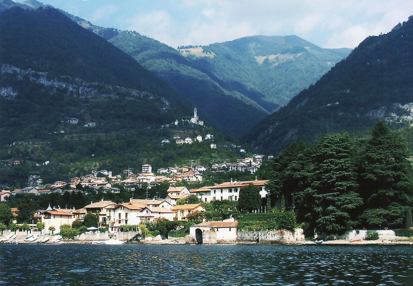 Each house, that is close to the church at the top, holds a station of the cross in it.
#waterlust