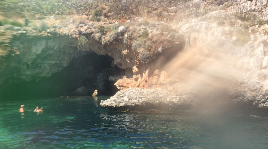 italians do it better!! jump from the rocks,explore the cave and be wild! #lifeatexpedia