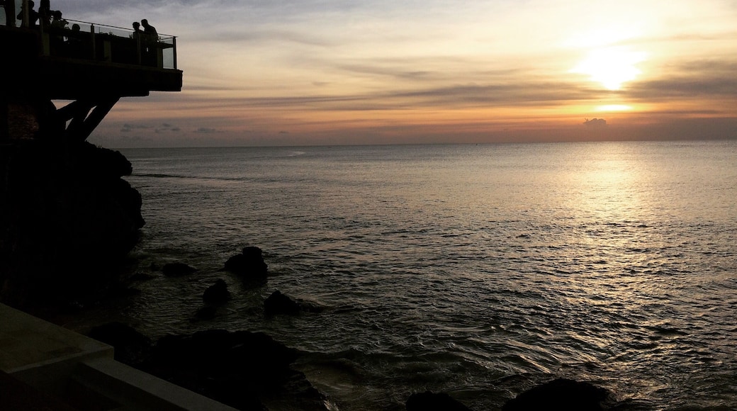 Sunset on the Rock Bar