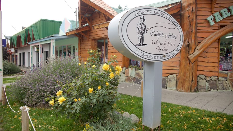 El Calafate which includes signage and a small town or village