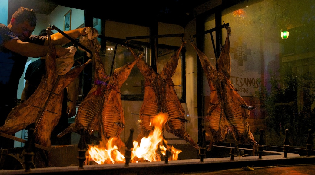 El Calafate mit einem Speisen und Innenansichten