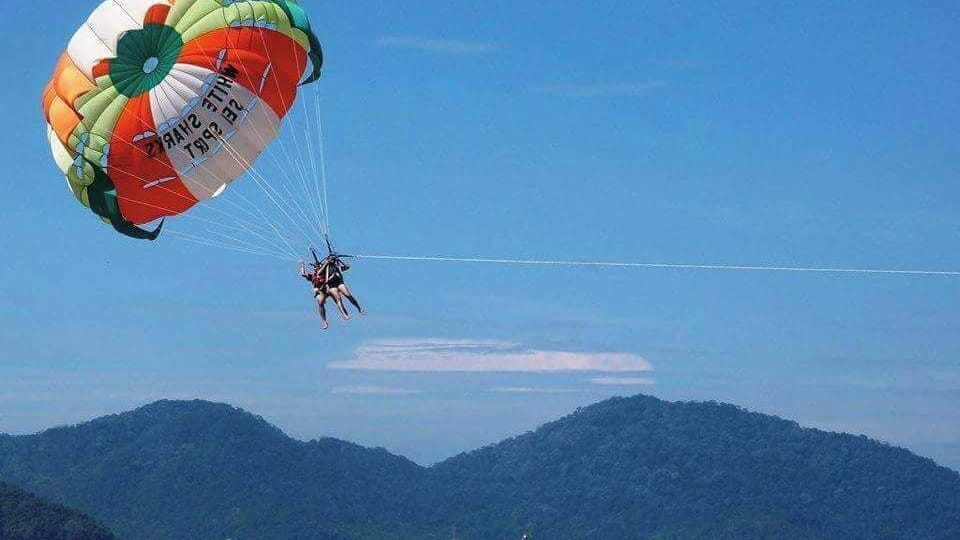 A must try parasailing adventure in Penang. Unforgettable!