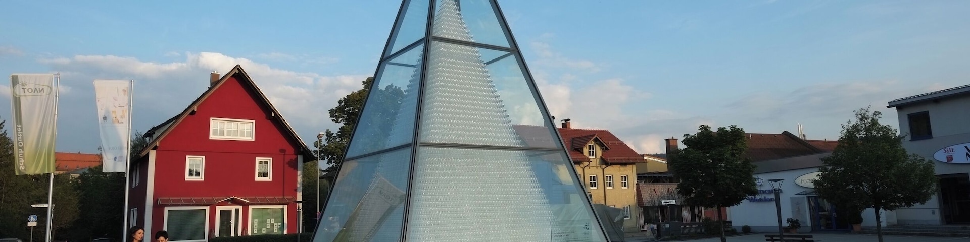 Zwiesel is a town located in the lower-Bavarian district of Regen, and since 1972 is a state-approved health resort with particularly good air. The name of the town was derived from the Bavarian word stem "zwisl" which refers to the form of a fork. The fork of the rivers Großer Regen and Kleiner Regen and the land which lays between these two rivers was called Zwiesel.