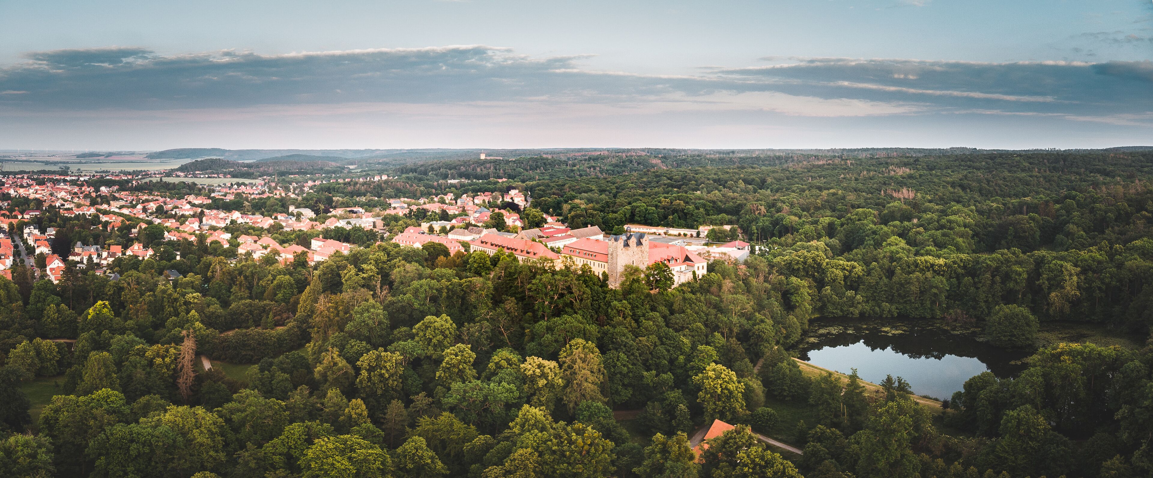 Schloss Ballenstedt im Harz bei Quedlinburg - Panorama