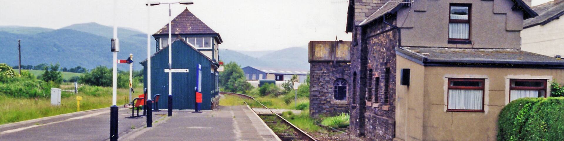 Foxfield station, 1998. View NW, towards Whitehaven, also formerly towards Coniston: ex-Furness Railway Carnforth - Barrow-in-Furness - Whitehaven main line; junction of branch to Coniston, closed to passengers 6/10/58, to goods 6/4/62