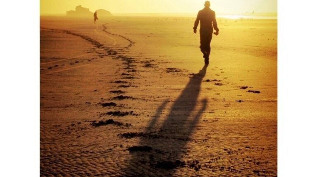 Golden hour in Diabat, what you see in the horizon are the ruins of an old castle. Amazing place, full of magic. #magic #golden #silhouette #morocco #beach #sunset