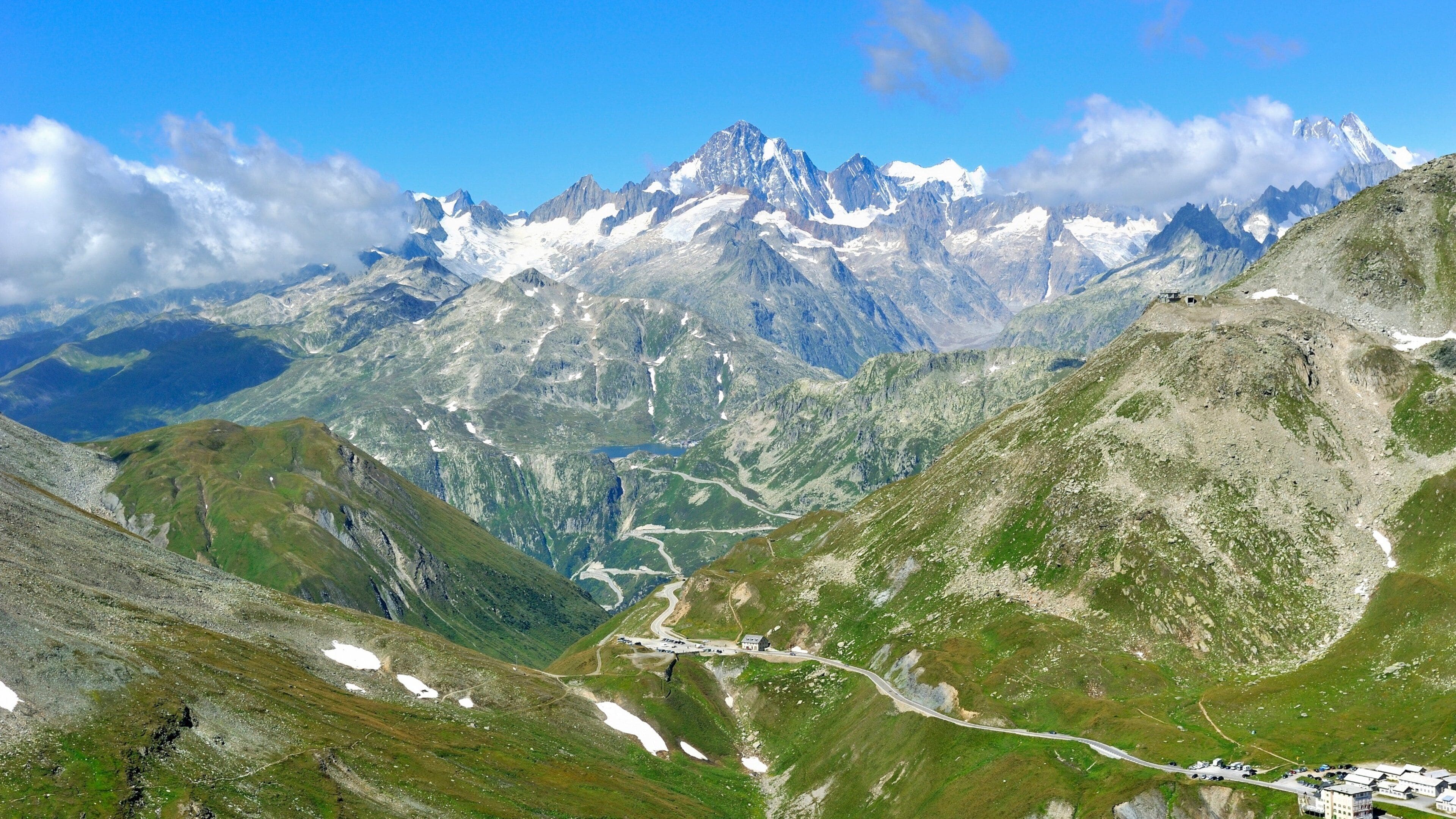 Andermatt featuring landscape views and mountains