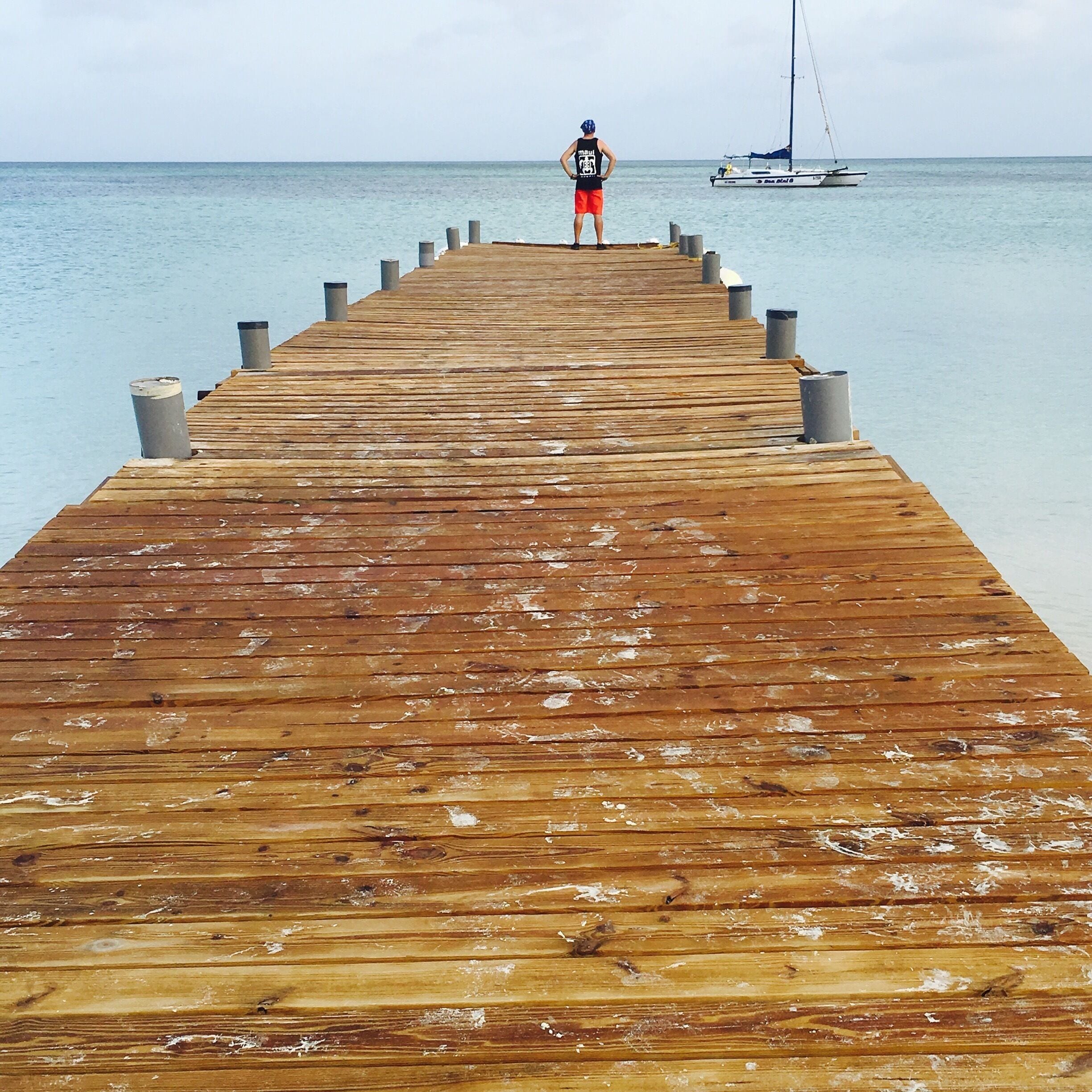 Aruba has the best pristine aqua beaches in the world, the friendliest people in the Caribbean and never ending activities awaits evevryone who wants adventures🌴🌵🏖