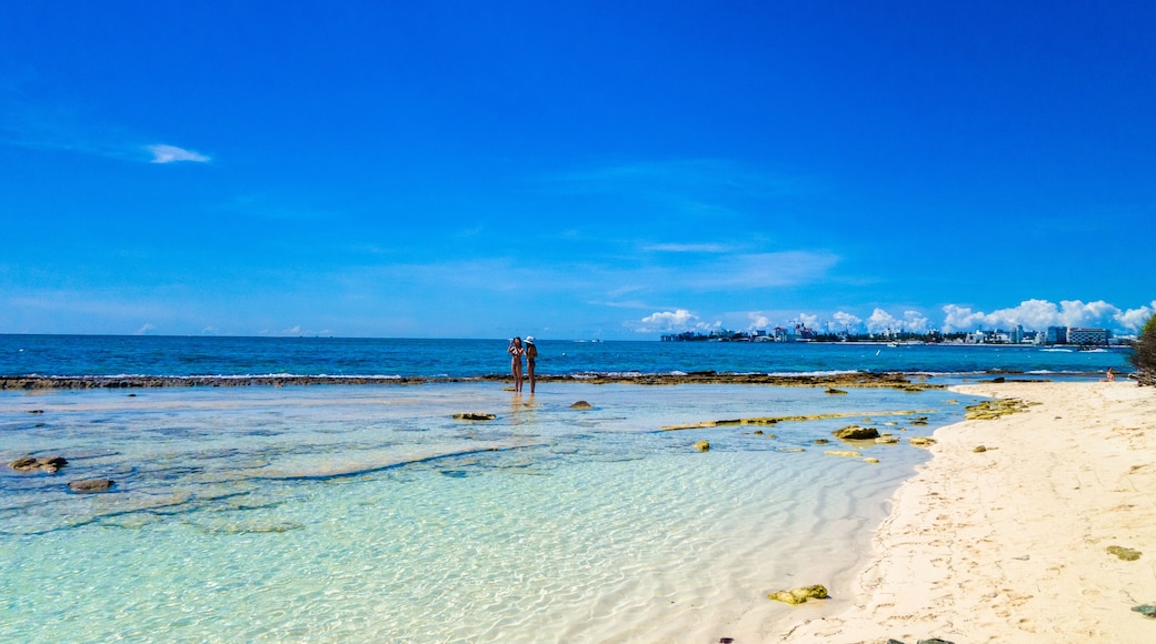 Amazing beautiful view of San Andres Island from Johnny Cay in a gorgeous sunny day in San Andres, Colombia