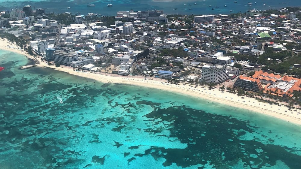 The sea of seven colors in San Andrés, Colombia. #adventure