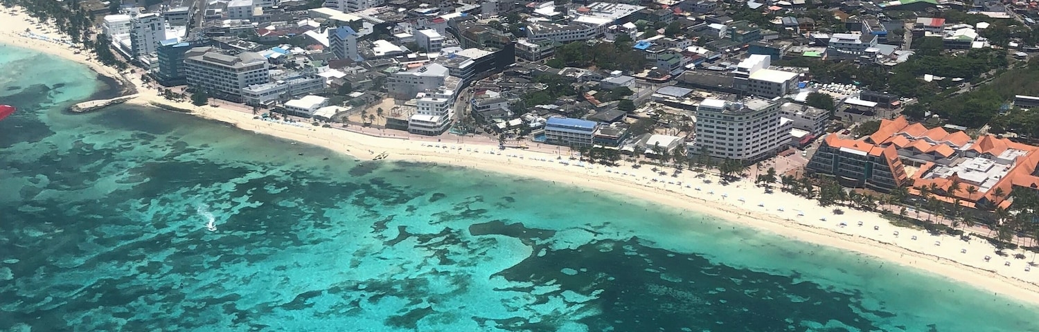 The sea of seven colors in San Andrés, Colombia.  #adventure