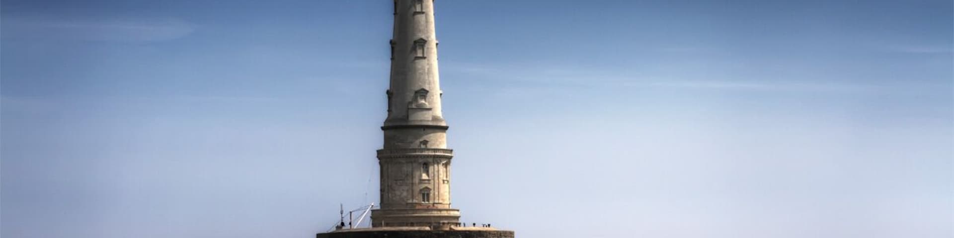 This building is classé au titre des Monuments Historiques. It is indexed in the Base Mérimée, a database of architectural heritage maintained by the French Ministry of Culture, under the reference PA00083858 .