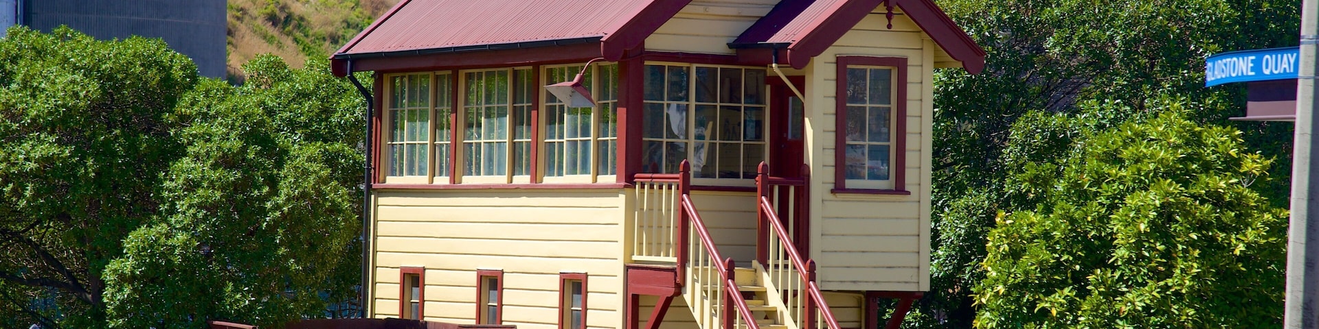 Lyttelton which includes a house