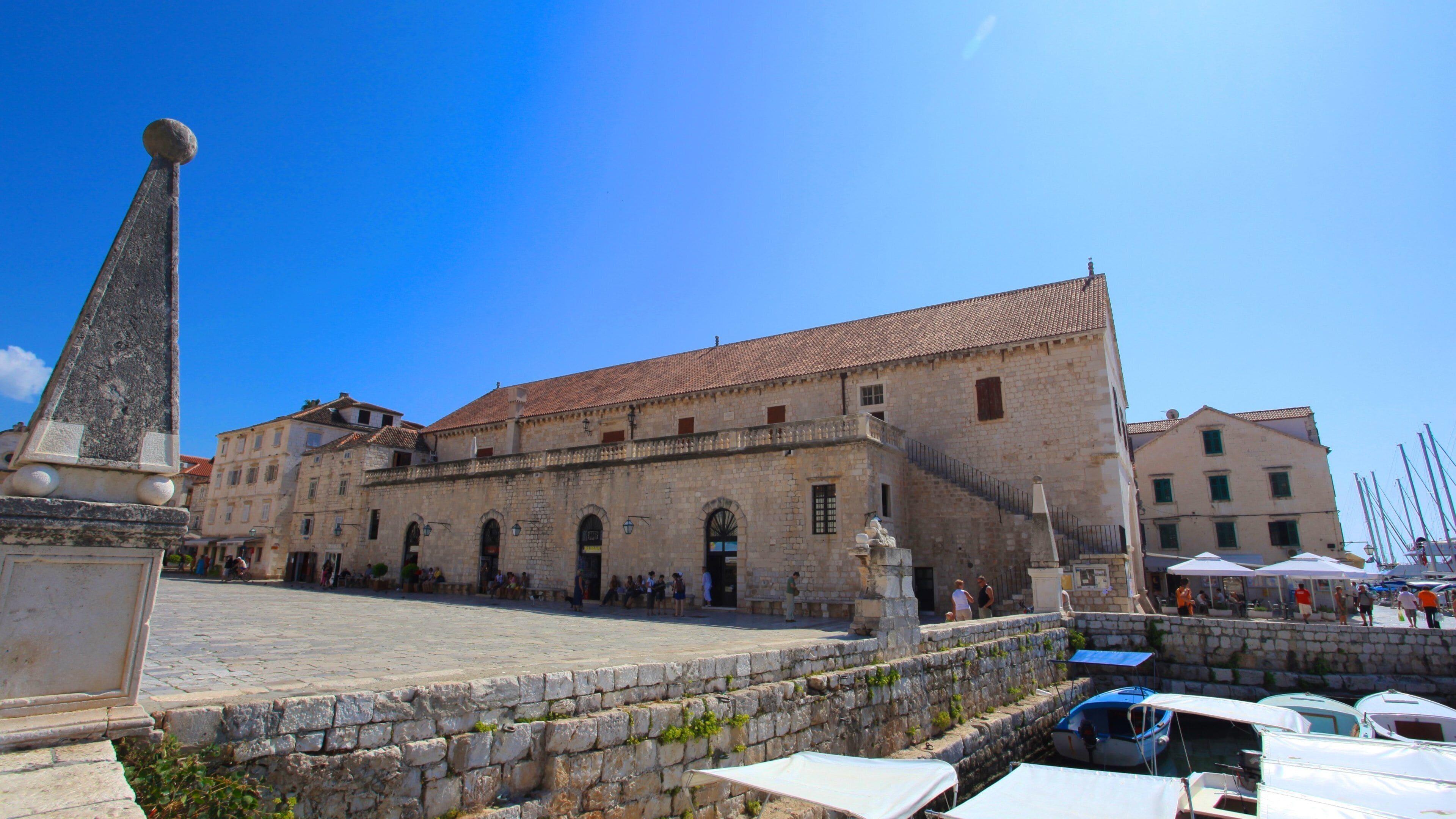 <h2>Top-rated places to stay near the beach in Hvar</h2>