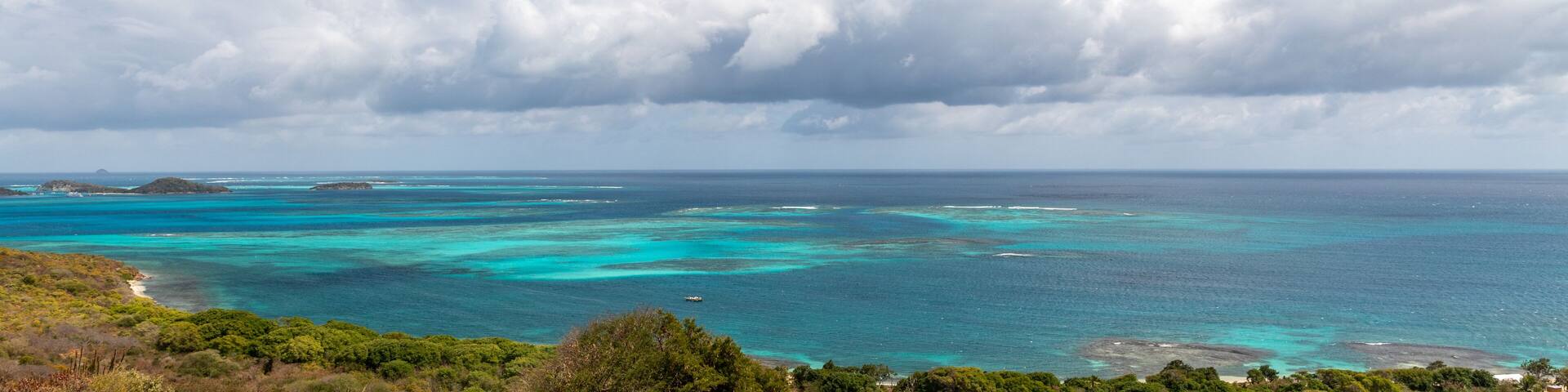 Saint Vincent and the Grenadines, Mayreau, Tobago Cays view