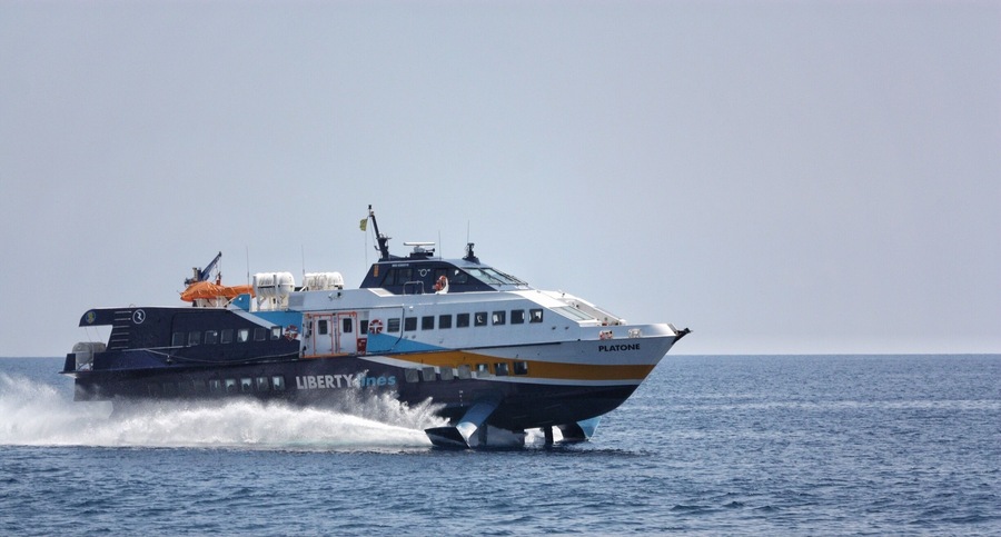 To Vlcano Island ( Sicilia )