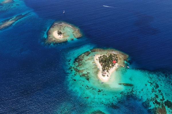 Islands of San Blas , Panama; Shutterstock ID 687617053; Purchase Order: -