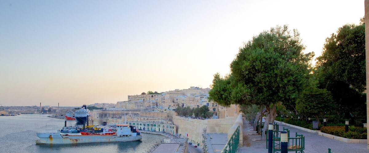 Grand Harbour featuring a bay or harbour