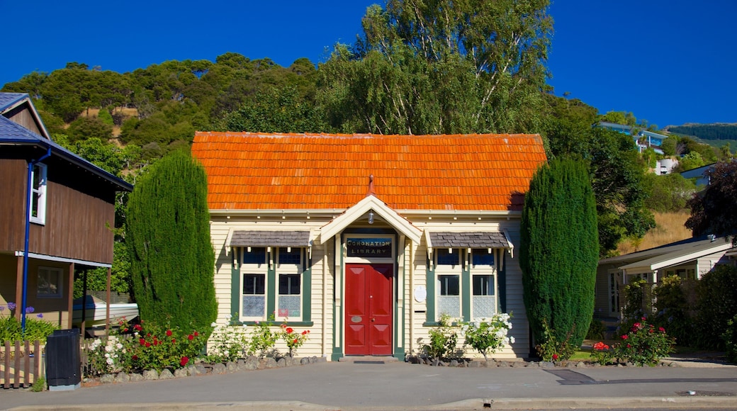 Akaroa mit einem Haus