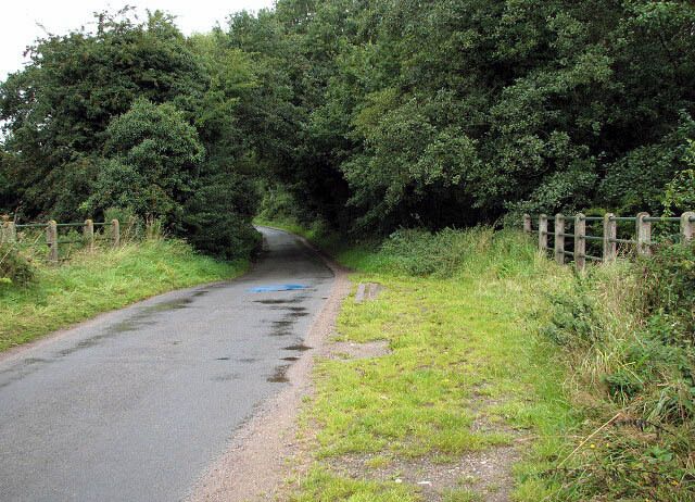 Wallgate Lane over Wade's Beck Bridge The view was taken in southerly direction.