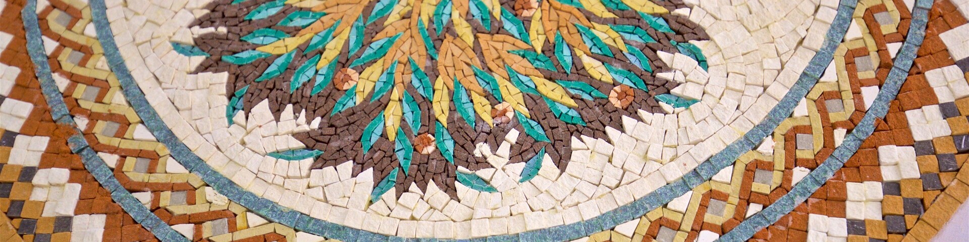 Madaba which includes art