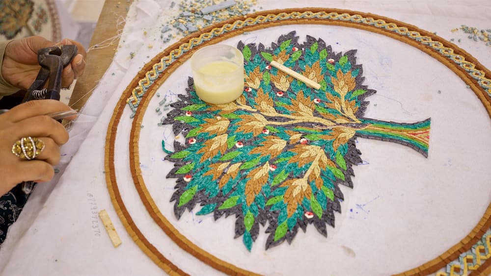 Madaba featuring art