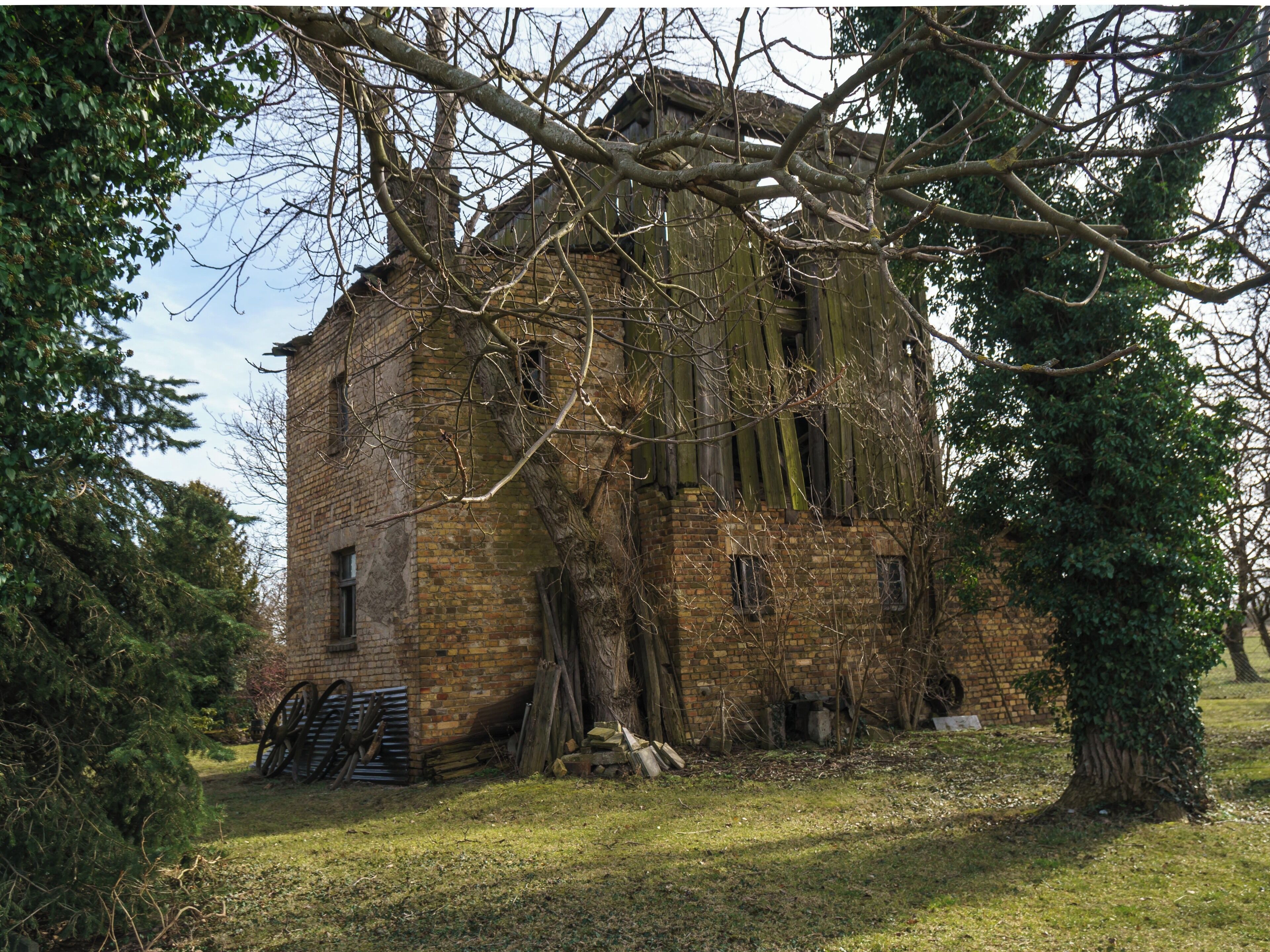 Bockwindmühle (Tauchmann-Mühle, umgebaut zur Motormühle), Tauchmanns Mühle 6 in Brehna