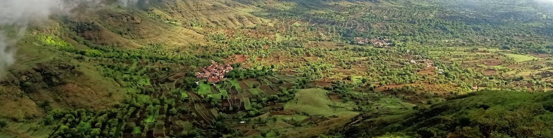 Today morning at panchgani.⛅🌤️❤️⛅🌞🌝🌍😍😀💯😔☁️🌧️😄⛈️🌨️🌦️