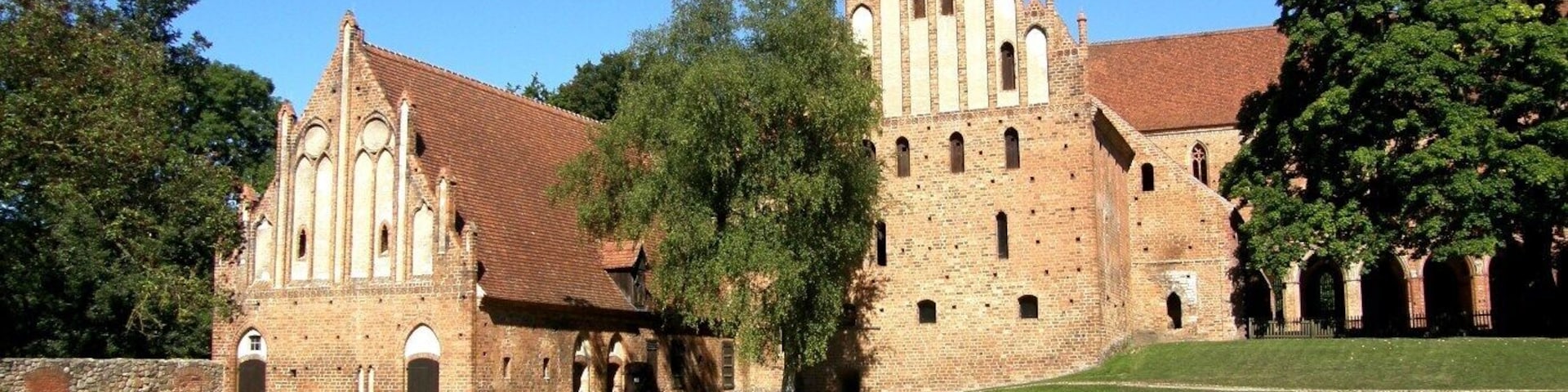 Choryń - dawny zespół klasztorny cystersów, częściowo w ruinie