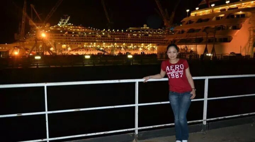 Where they make over old ships...
🚢🚢🚢🚢🚢🚢🚢🚢🚢