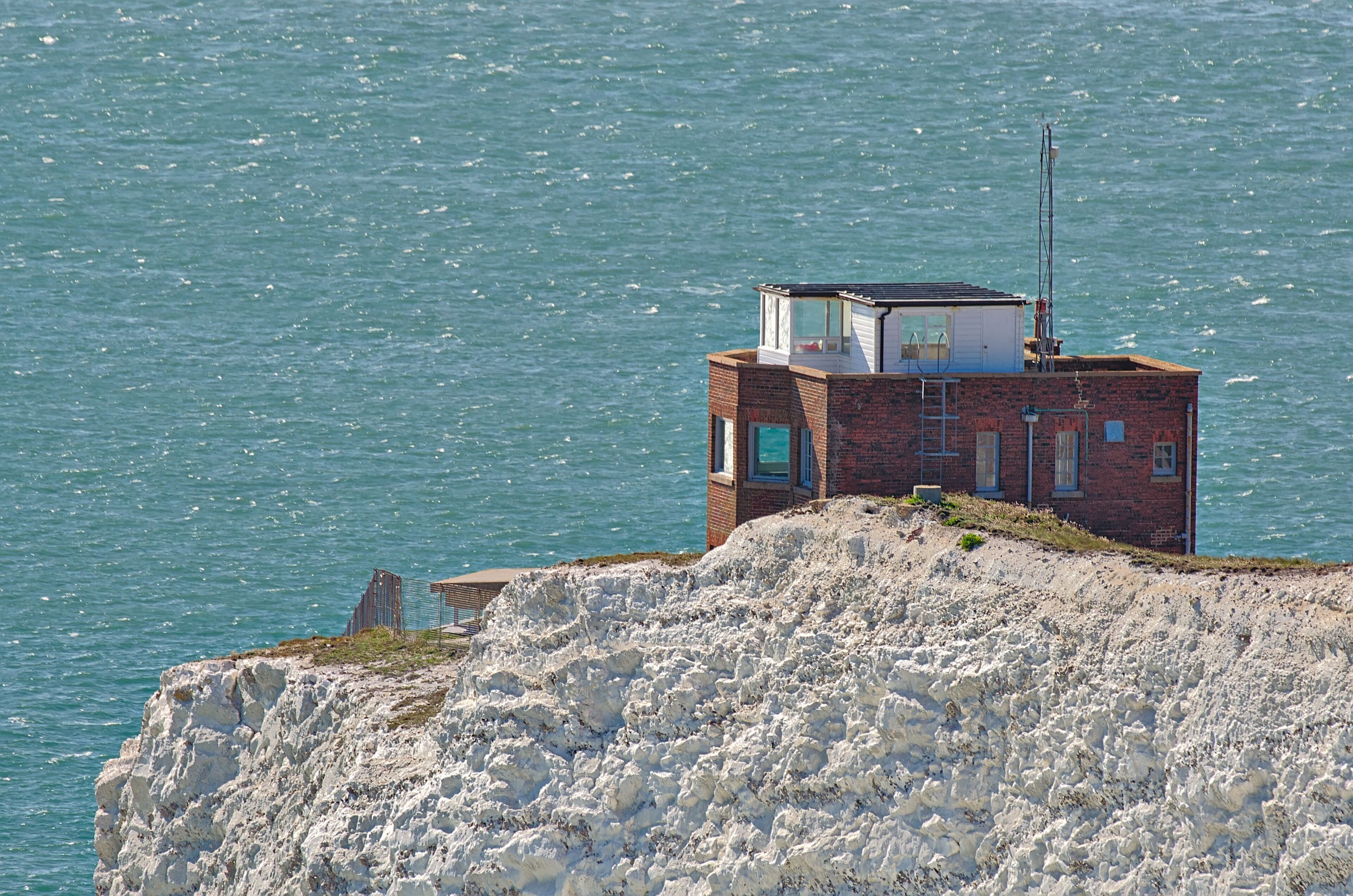 The Old Battery near The Needles at the western end of the Isle of Wight, photo taken from the viewpoint near the New Battery. Wikidata has entry Q26514877 with data related to this item.