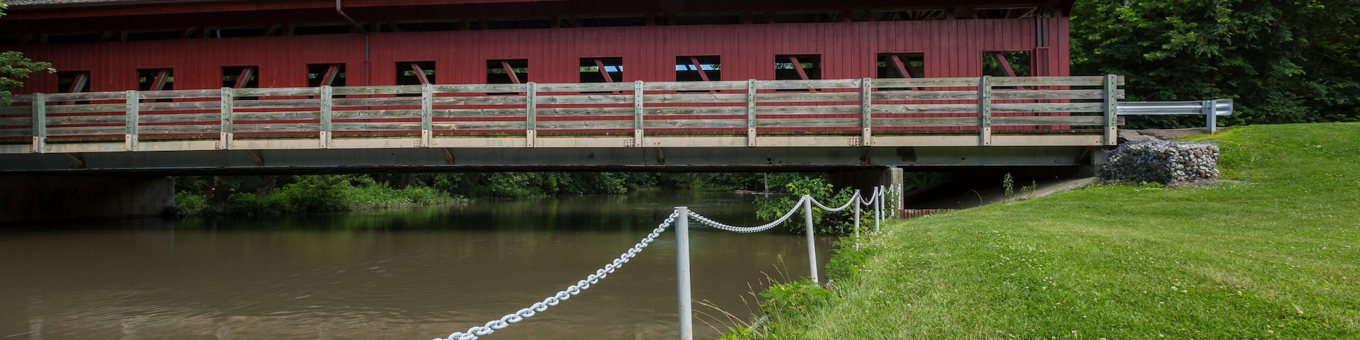 Land Of The Lakes Covered Bridge