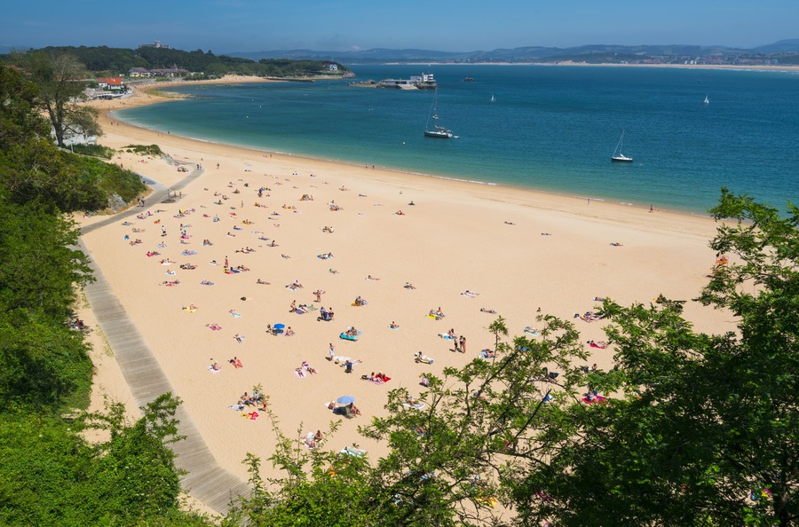 La Magdalena Beach, Los Peligros Beach, Santander Bay, Santander, Cantabria, Spain, Europe