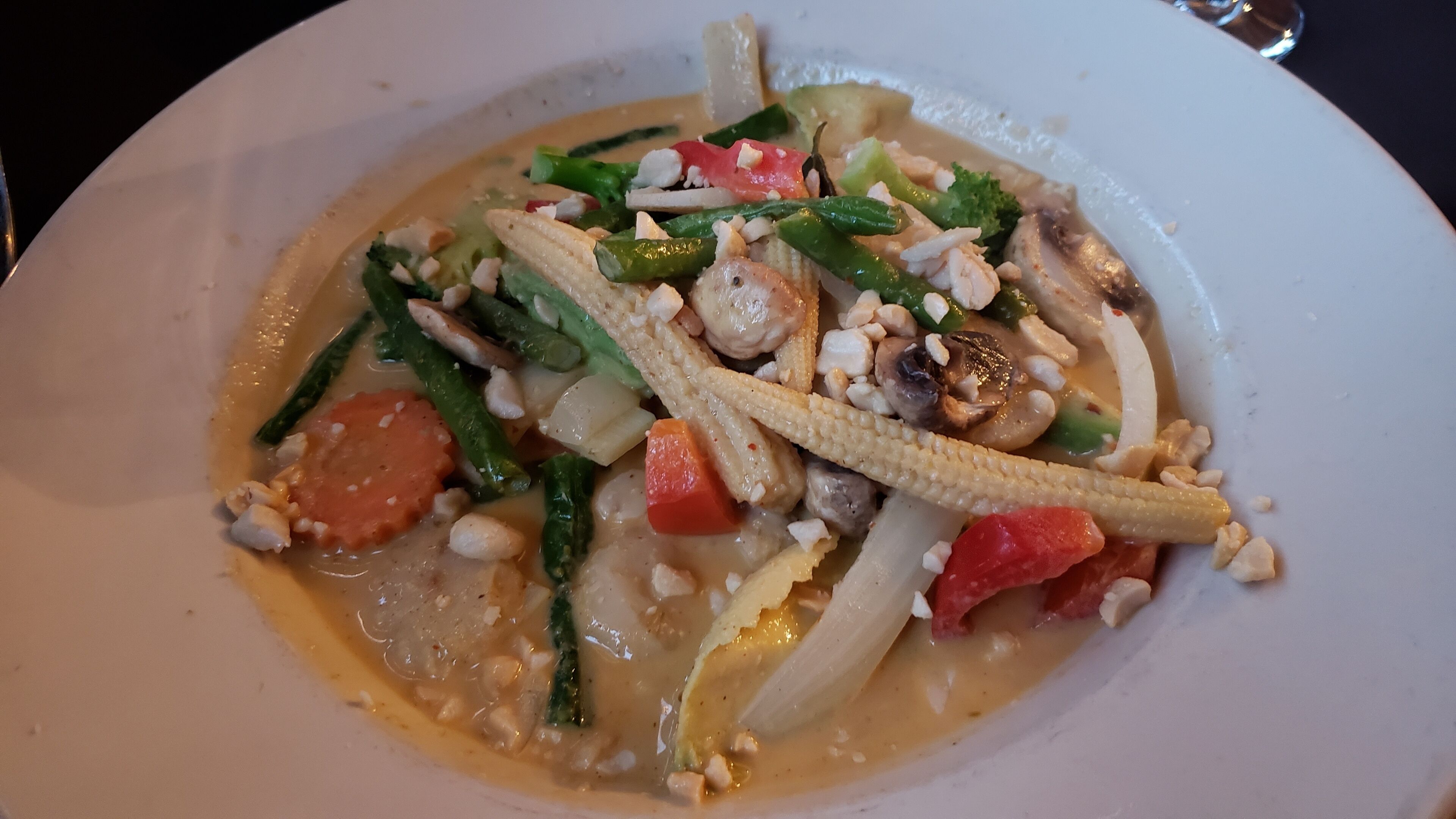 We look for great Thai restaurants everywhere we go.  Basil Asian Bistro is great if you are near Canton, Ohio.  This is the Avocado Curry.  They also have great brown rice.