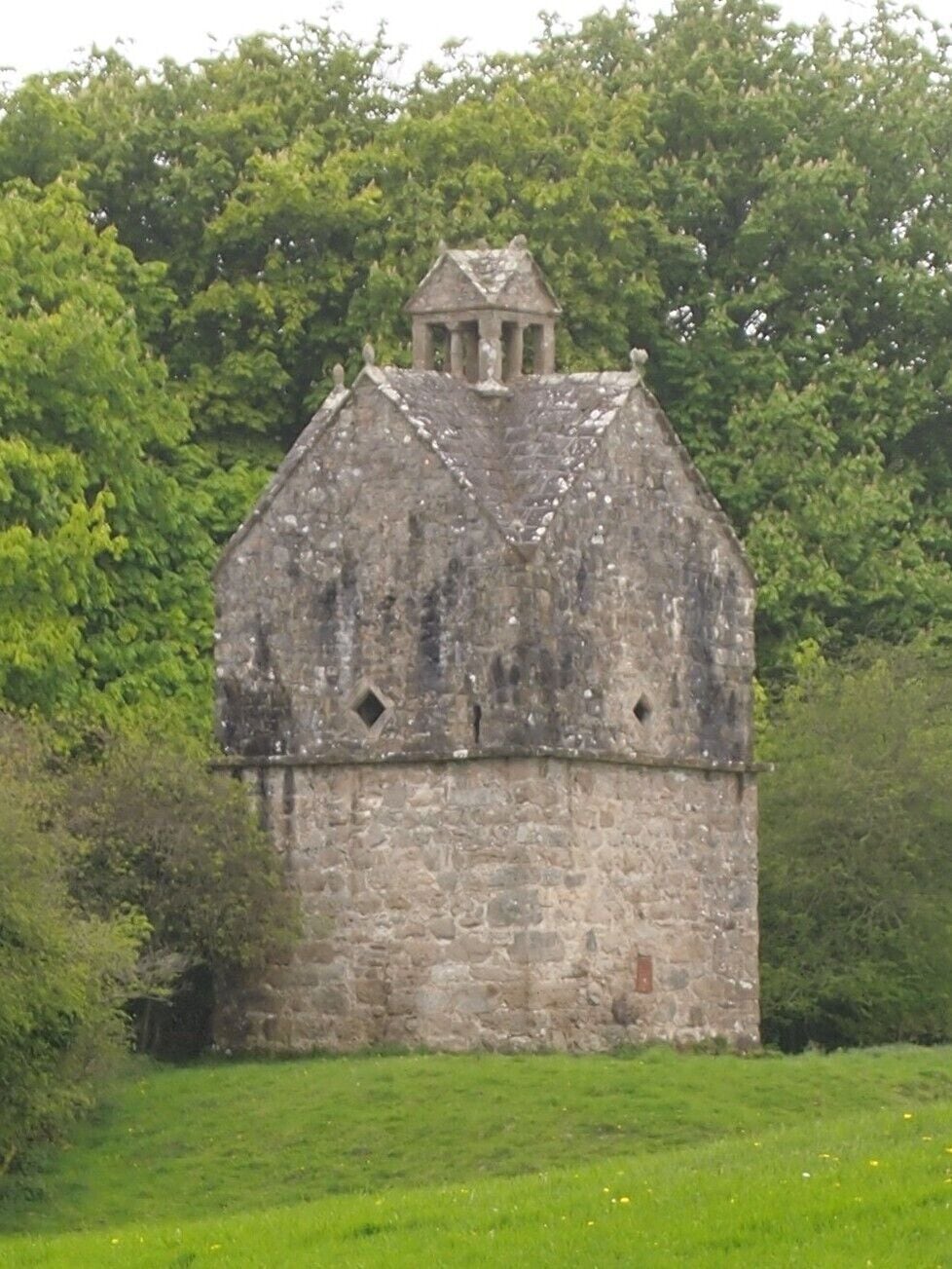 Parciau Dovecote