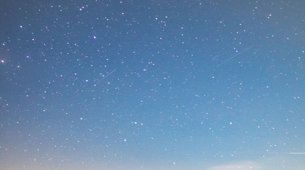 Nights can get really cold up there. Also in the summertime... But it was worth it. Later on the milky way came out and showed all its contrast and colours.