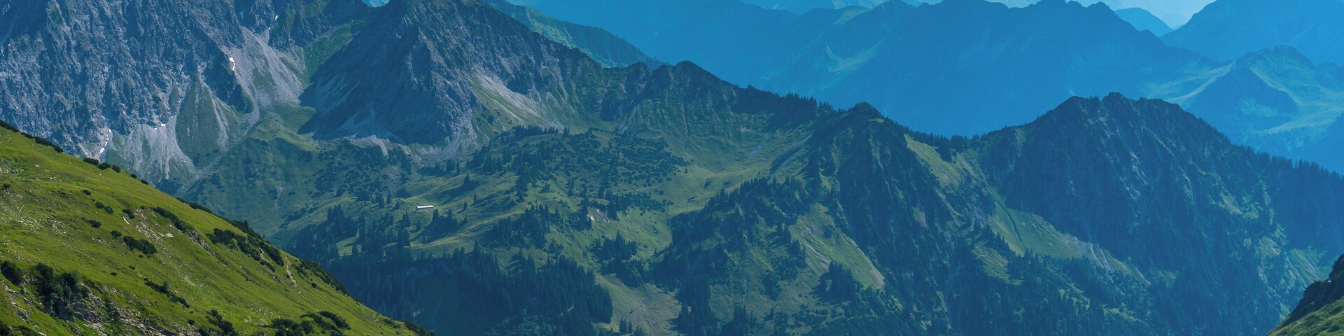 Fantastic view on the Seealpsee up from the Nebelhorn.