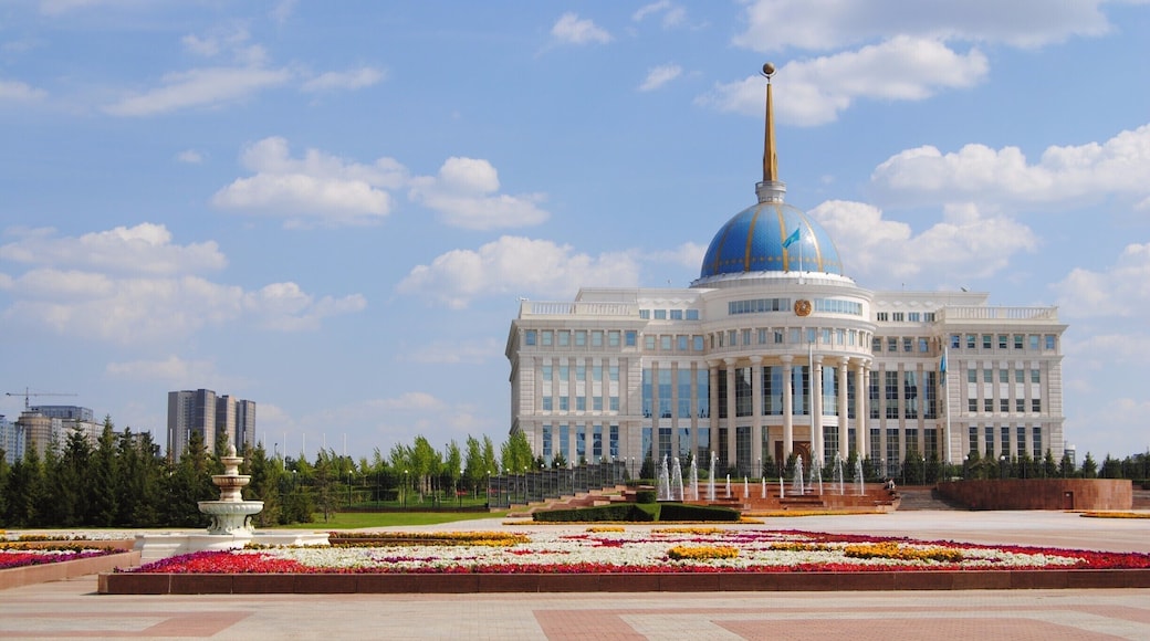 The presidential palace. President Nursultan Narzabayev - you home?