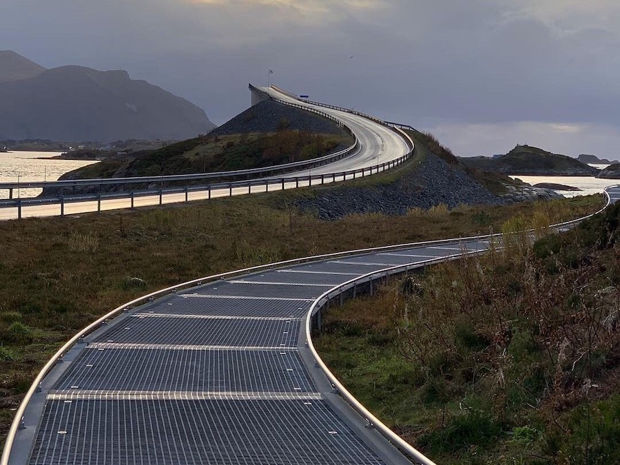 After an early start from Trondheim we eventually reach the Atlantic Road. A storm receding in the later afternoon reflected the light from the road surface of this amazing bridge
#ontheroad