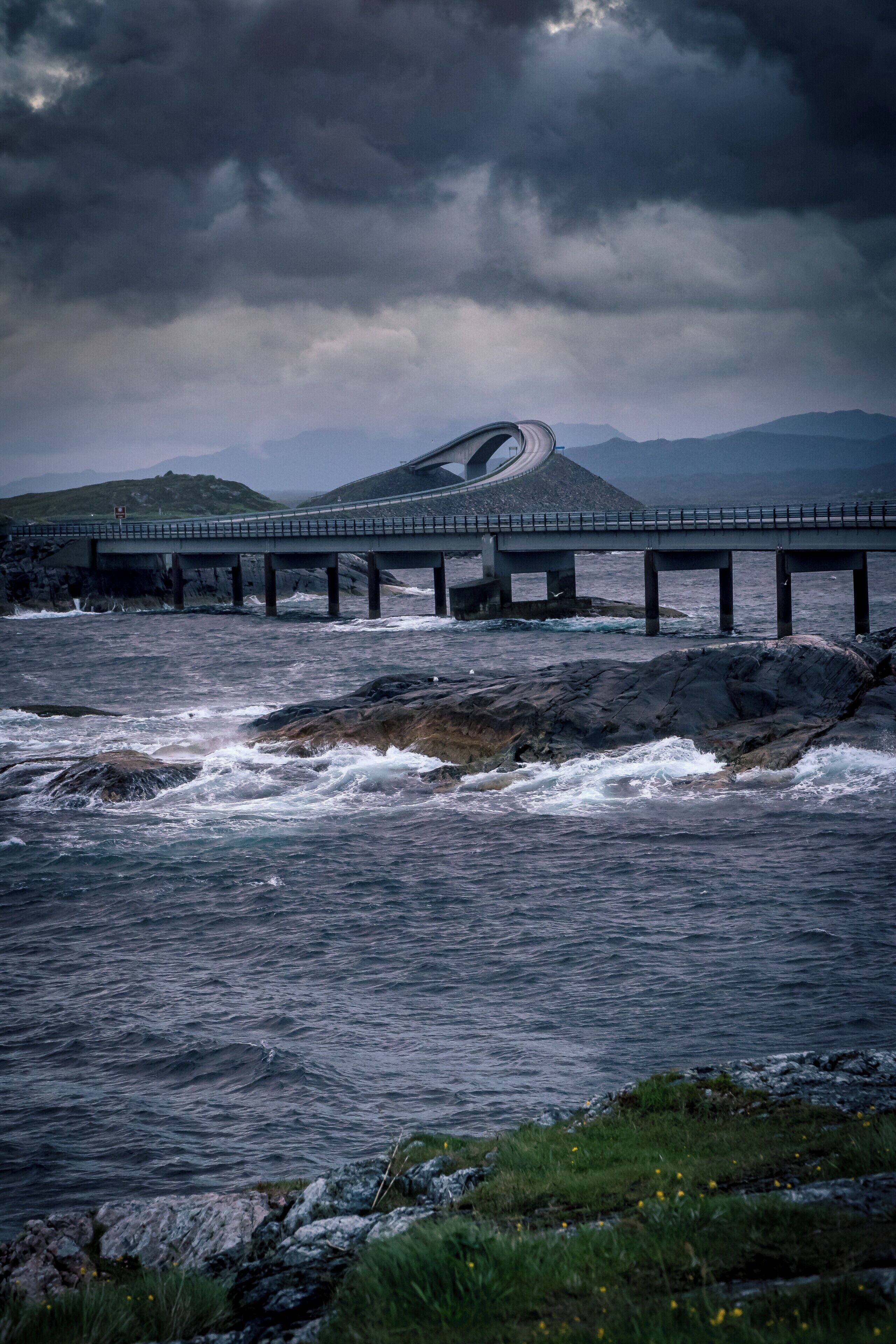 I was very lucky to shoot one of my dream locations last summer. The was at 11 PM was insane. Have to go back there many times.

#BVSBlue