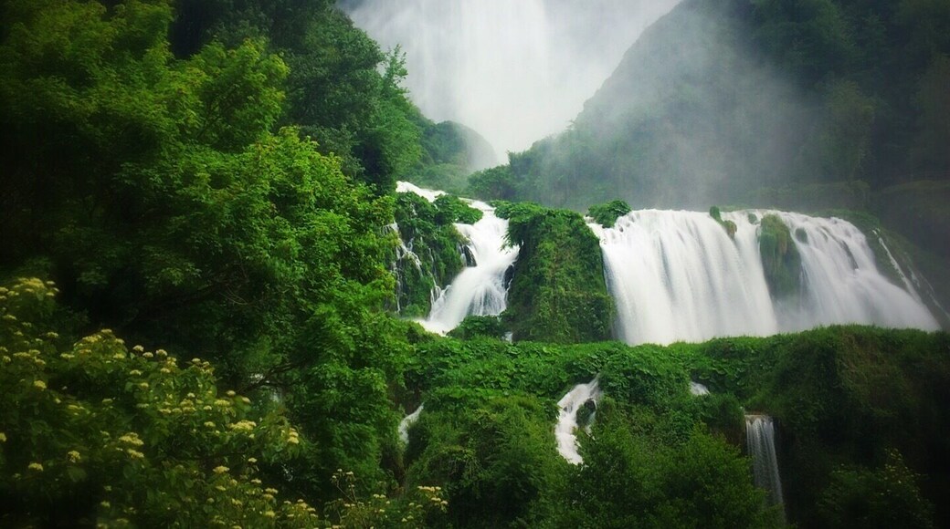 Waterfalls of Terni
@ iphoneablephoto