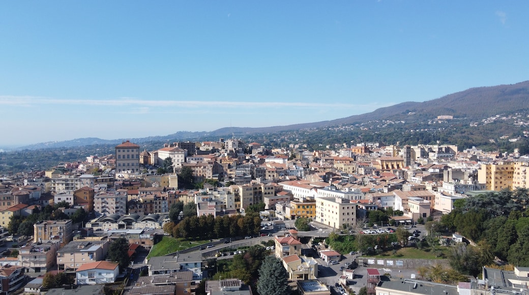 Immagine aerea del centro storico di Velletri.