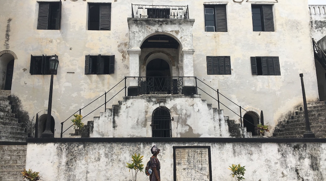 Elmina Castle was built by the Portuguese in Cape Coast, Ghana in the 1400s to ship africans during the slave trade. Many left their homeland through this castle and sadly, never returned. It now stands as a historical museum open to the public. #culture #ghana #travel