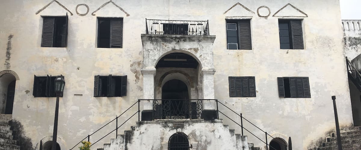 Elmina Castle was built by the Portuguese in Cape Coast, Ghana in the 1400s to ship africans during the slave trade. Many left their homeland through this castle and sadly, never returned. It now stands as a historical museum open to the public. #culture #ghana #travel