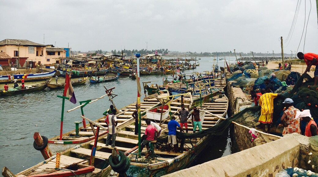 On the port of Cape Coast, Ghana. Fishermen preparing for a day at sea. #culture #ghana #elmina